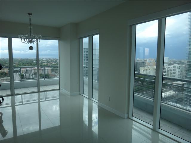 60 Southwest 13th Street, Unit 1421 Miami, FL 33130 - Photo 9 of 23