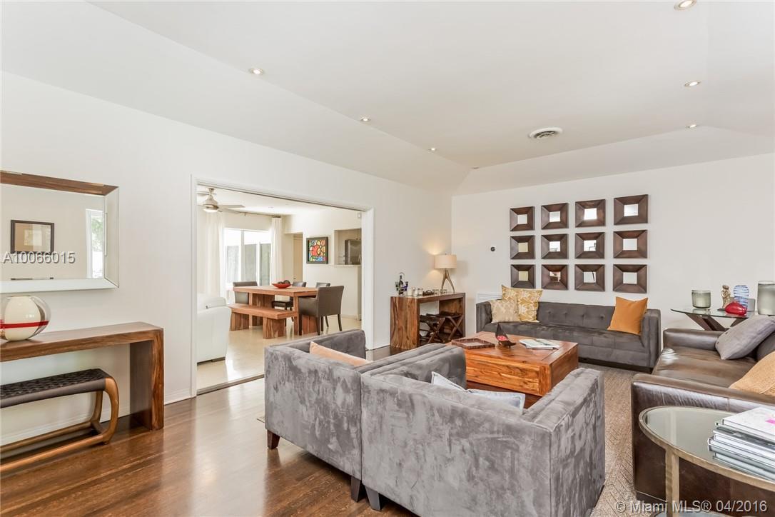140 Southwest 24th Road Miami, FL 33129 - Photo 6 of 31