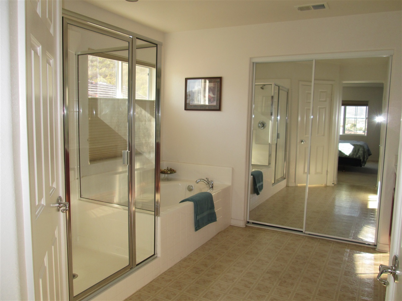 737 Helmsdale Road San Marcos, CA 92069 - Photo 14 of 25 Gallery Image 14