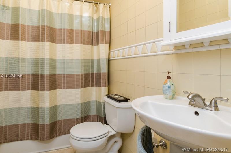 13848 Southwest 64th Street Miami, FL 33183 - Photo 25 of 29