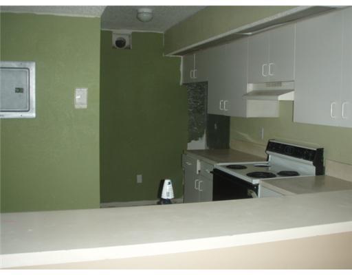 18880 Northwest 57th Avenue, Unit 105 Hialeah, FL 33015 - Photo 4 of 9