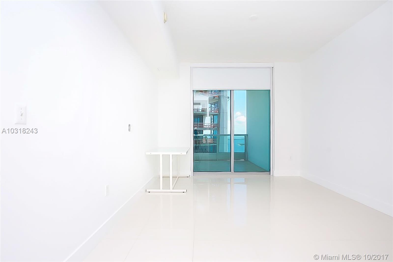 900 Biscayne Boulevard, Unit 4510 Miami, FL 33132 - Photo 8 of 15