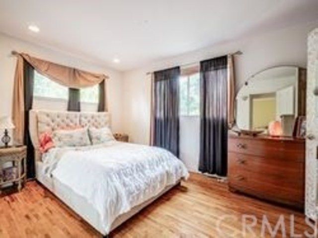 $925,000 | 208 Susannah Place, Costa Mesa, CA 92627