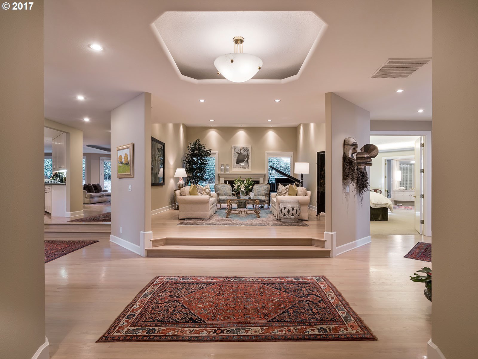 661 Southwest Regency Terrace Portland, OR 97225 - Photo 4 of 30 Gallery Image 4
