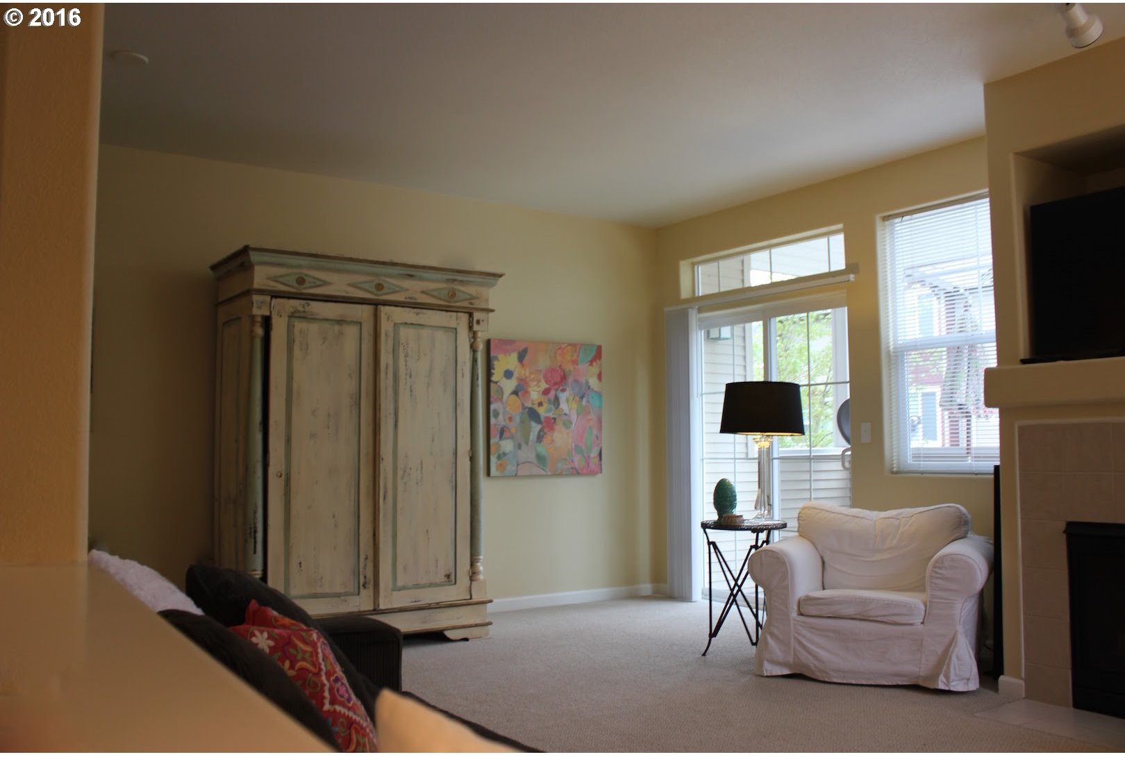 15285 Southwest Sparrow Loop, Unit 101 Beaverton, OR 97007 - Photo 3 of 19 Gallery Image 3