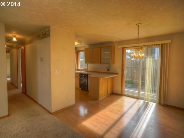 118 Mission Road Kelso, WA 98626 - Photo 10 of 16 Gallery Image 10
