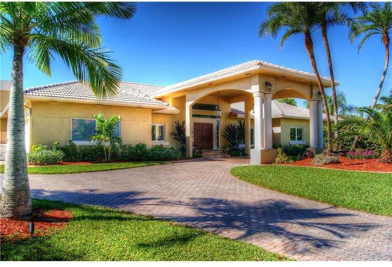 11020 Southwest 139th Road Miami, FL 33176 - Photo 3 of 31