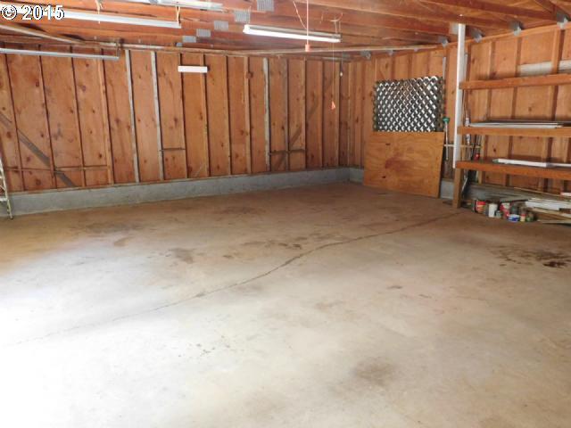 18683 Cornett Road Brookings, OR 97415 - Photo 4 of 21 Gallery Image 4