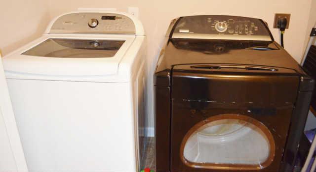 1949 Patton Road Clarksville, TN 37042 - Photo 14 of 30 Washer and Dryer Included