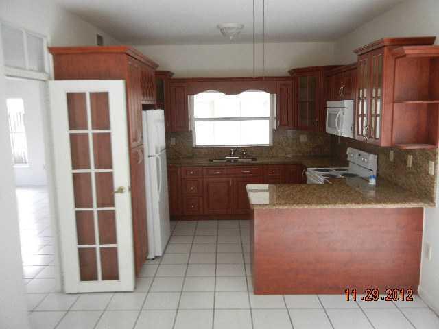 9851 Southwest 117th Court Miami, FL 33186 - Photo 7 of 8