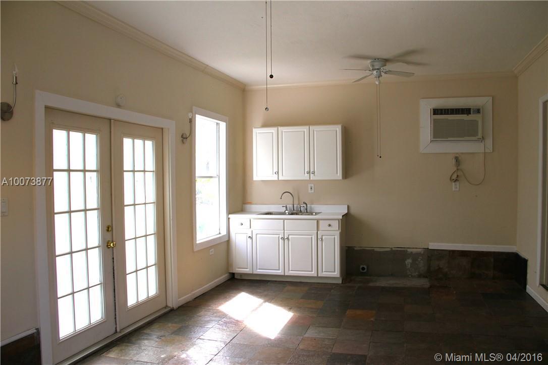 514 Churchill Road West Palm Beach, FL 33405 - Photo 16 of 21