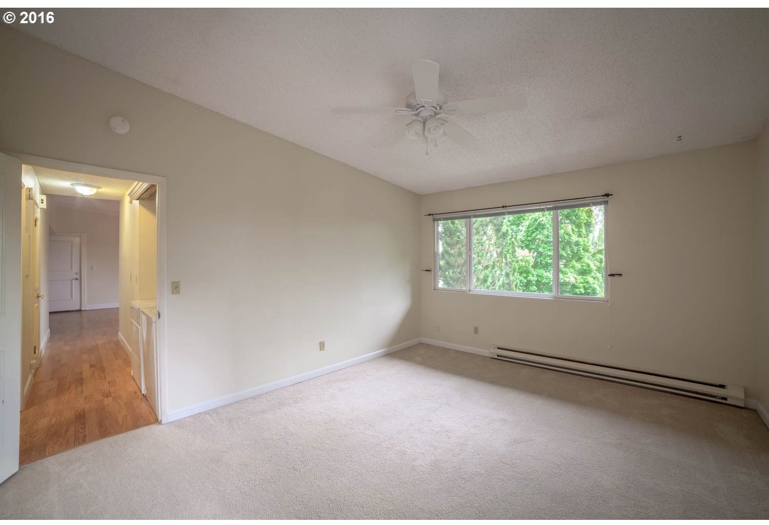 1727 Northeast Multnomah Street, Unit 12 Portland, OR 97232 - Photo 16 of 19