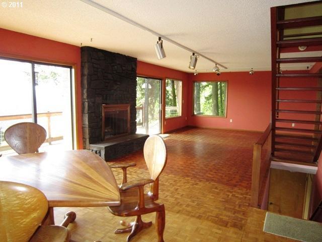 10462 Cook-Underwood Road Underwood, WA 98651 - Photo 6 of 16 Gallery Image 6