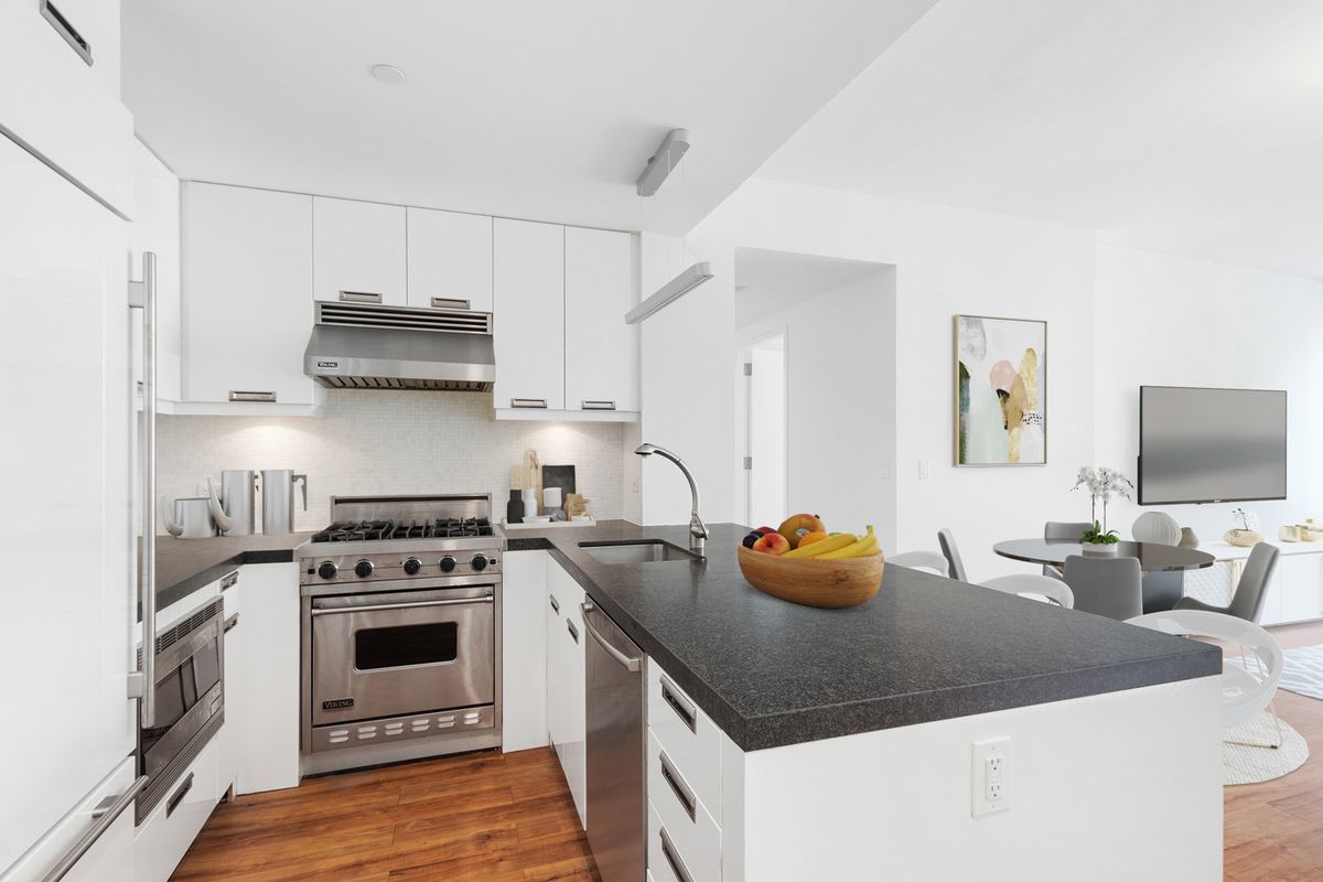 261 West 28th Street, Unit 2A Manhattan, NY 10001 - Photo 3 of 7