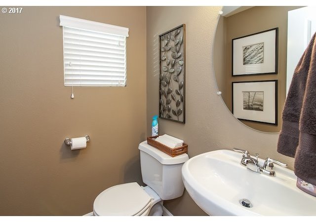 8600 Southwest Schmidt Loop Tigard, OR 97224 - Photo 7 of 19 Gallery Image 7