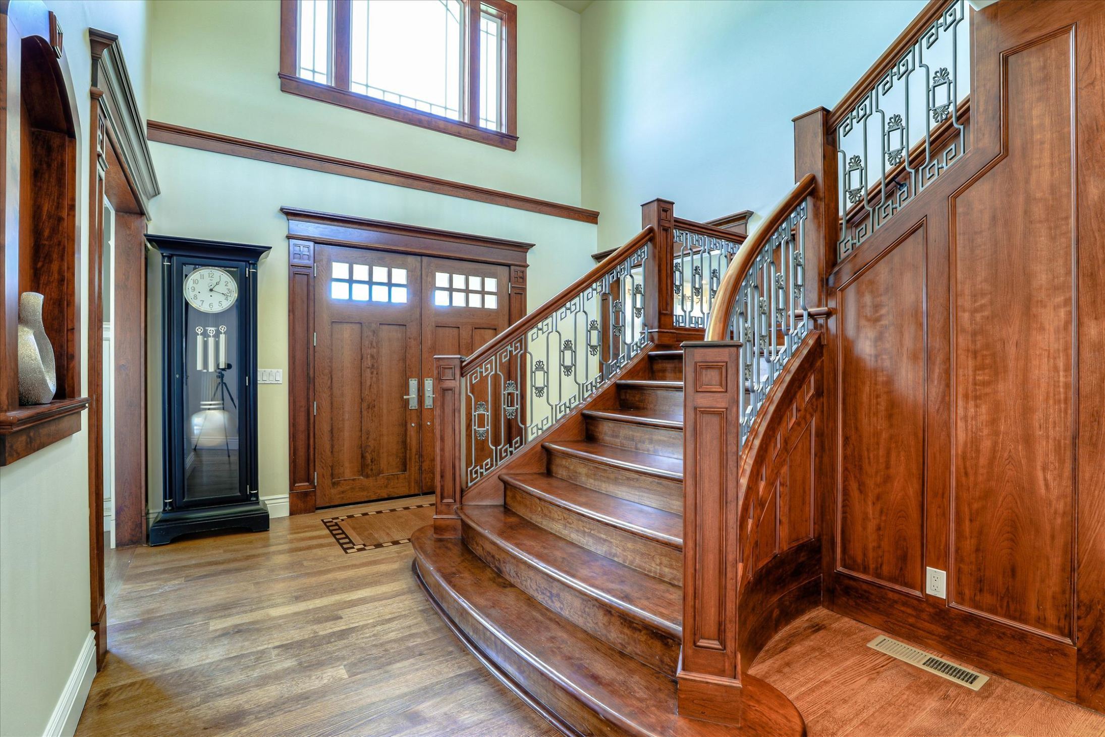 14908 Conway Avenue San Jose, CA 95124 - Photo 2 of 16