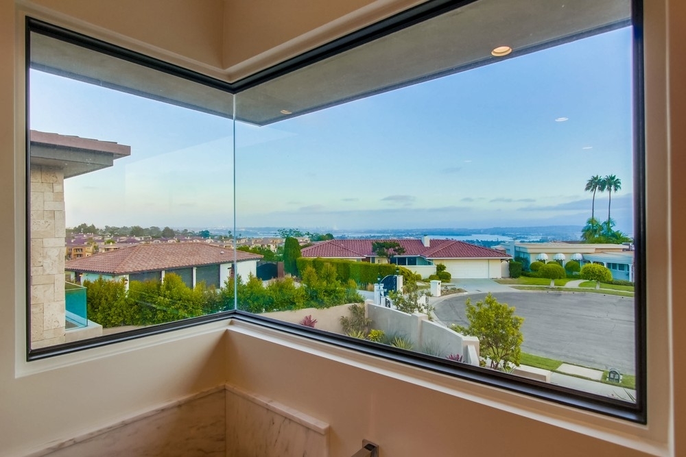 5552 Via Callado La Jolla, CA 92037 - Photo 15 of 25