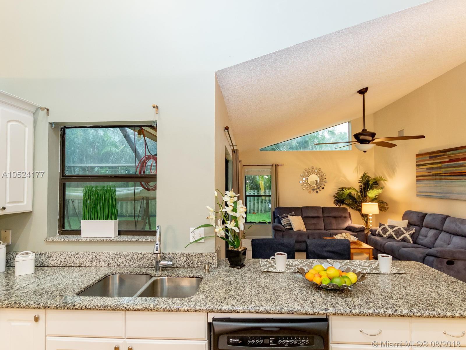 3044 Perriwinkle Circle Davie, FL 33328 - Photo 35 of 60