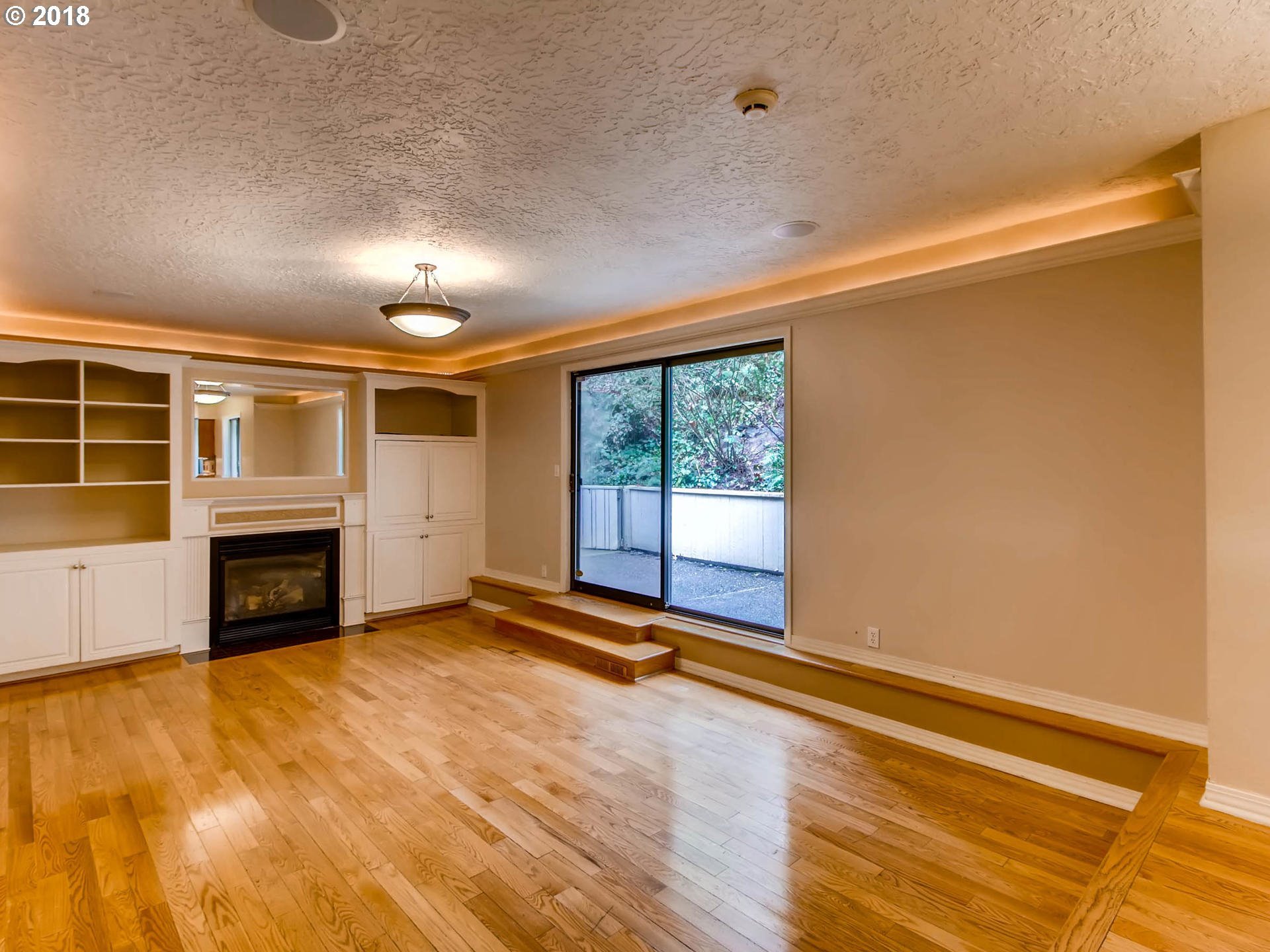 4629 Northwest Seblar Terrace Portland, OR 97210 - Photo 10 of 23 Gallery Image 10