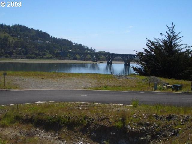 Hume Road, Unit 10 Gold Beach, OR 97444 - Photo 12 of 14 Gallery Image 12