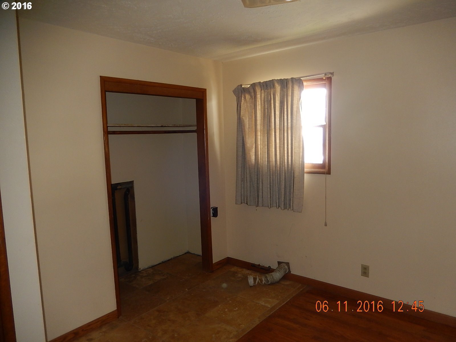 516 Northwest 12th Street Pendleton, OR 97801 - Photo 9 of 19 Gallery Image 9