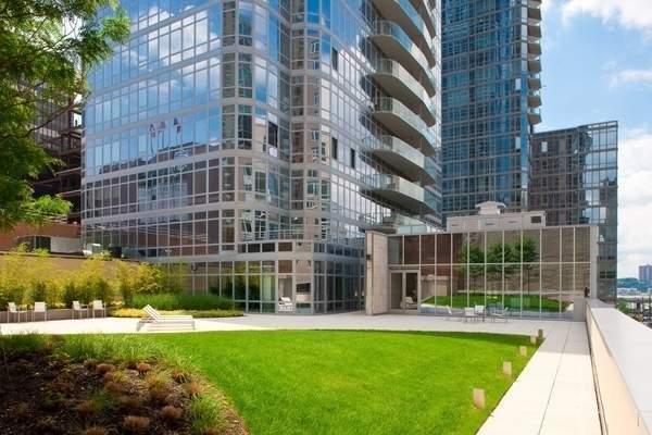 555 West 59th Street, Unit 18G Manhattan, NY 10019 - Photo 8 of 9