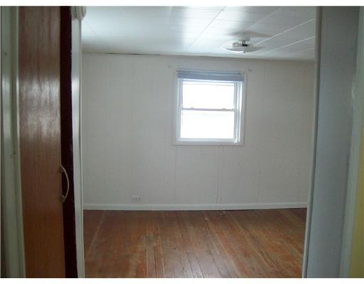 507 Eldersville Road Burgettstown, PA 15021 - Photo 5 of 8 Gallery Image 5