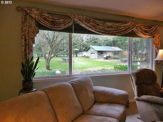 5200 Southwest River Road Hillsboro, OR 97123 - Photo 3 of 16