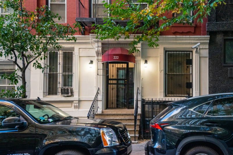 222 E 95th St, Manhattan, NY 10128 - Photo 2 of 2