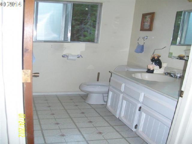 686 Lone Mountain Road O'Brien, OR 97523 - Photo 9 of 10 Gallery Image 9