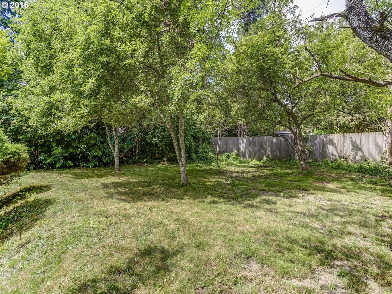 13025 Southwest Walker Road Beaverton, OR 97005 - Photo 10 of 14 Gallery Image 10