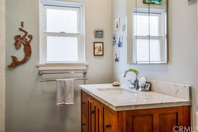 $670,000 | 3307 Lewis Avenue, Signal Hill, CA 90755