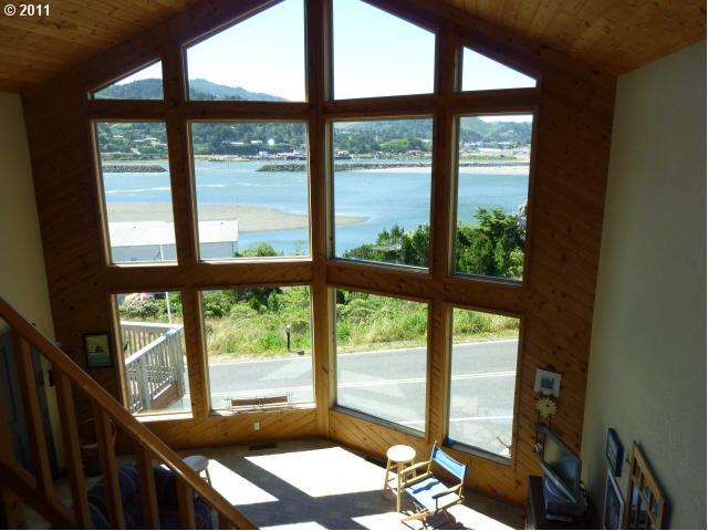 94115 Doyle Point Road Gold Beach, OR 97444 - Photo 6 of 16 Gallery Image 6