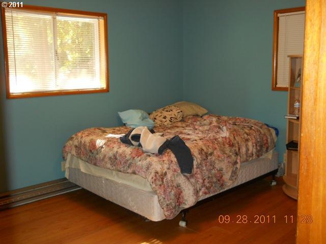 18445 Northwest Logie Trail Road Portland, OR 97231 - Photo 14 of 16