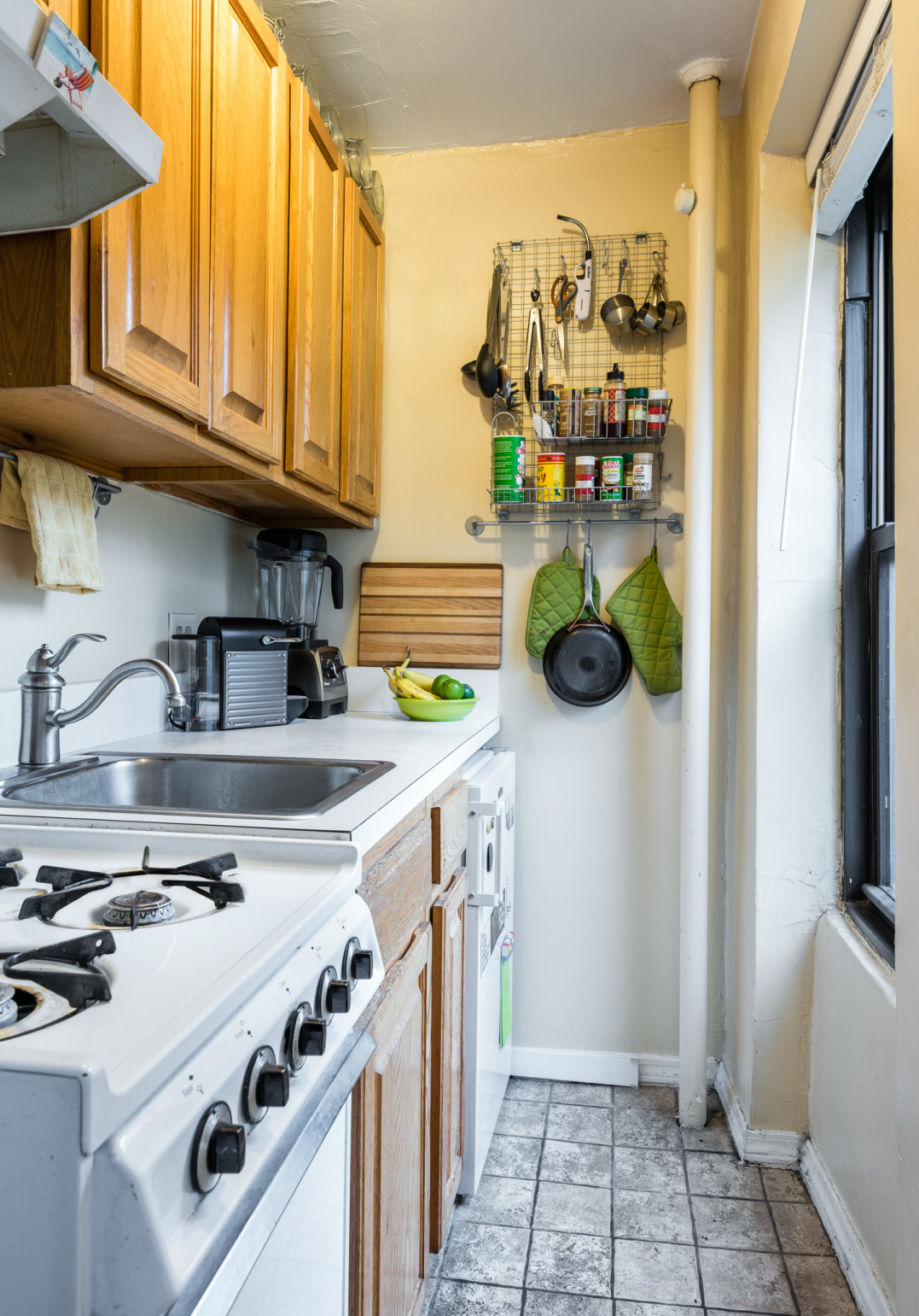 127 East 31st Street, Unit 3B Manhattan, NY 10016 - Photo 2 of 5