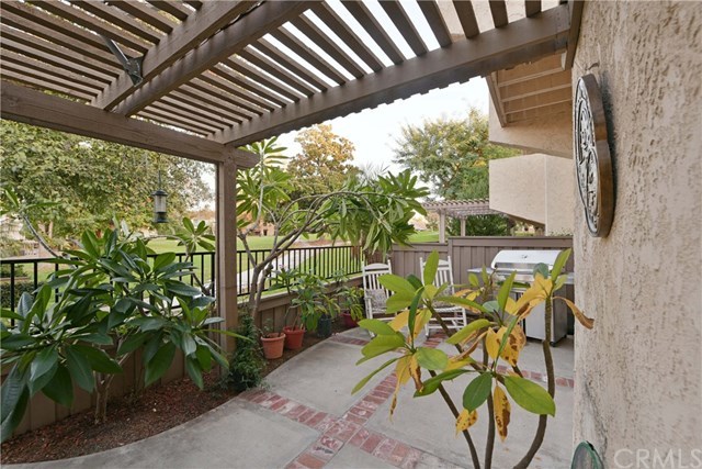 663 Colonial Circle Fullerton, CA 92835 - Photo 28 of 46