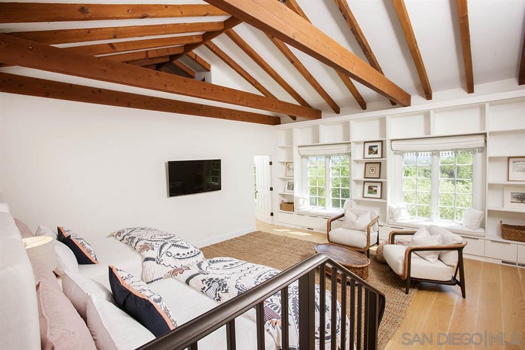 6557 La Valle Plateada Rancho Santa Fe, CA 92067 - Photo 19 of 25