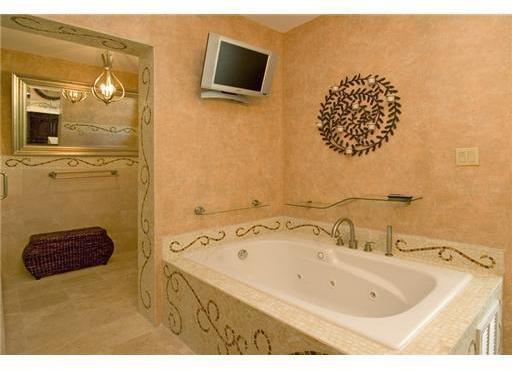 12944 Banyan Road North Miami, FL 33181 - Photo 6 of 11