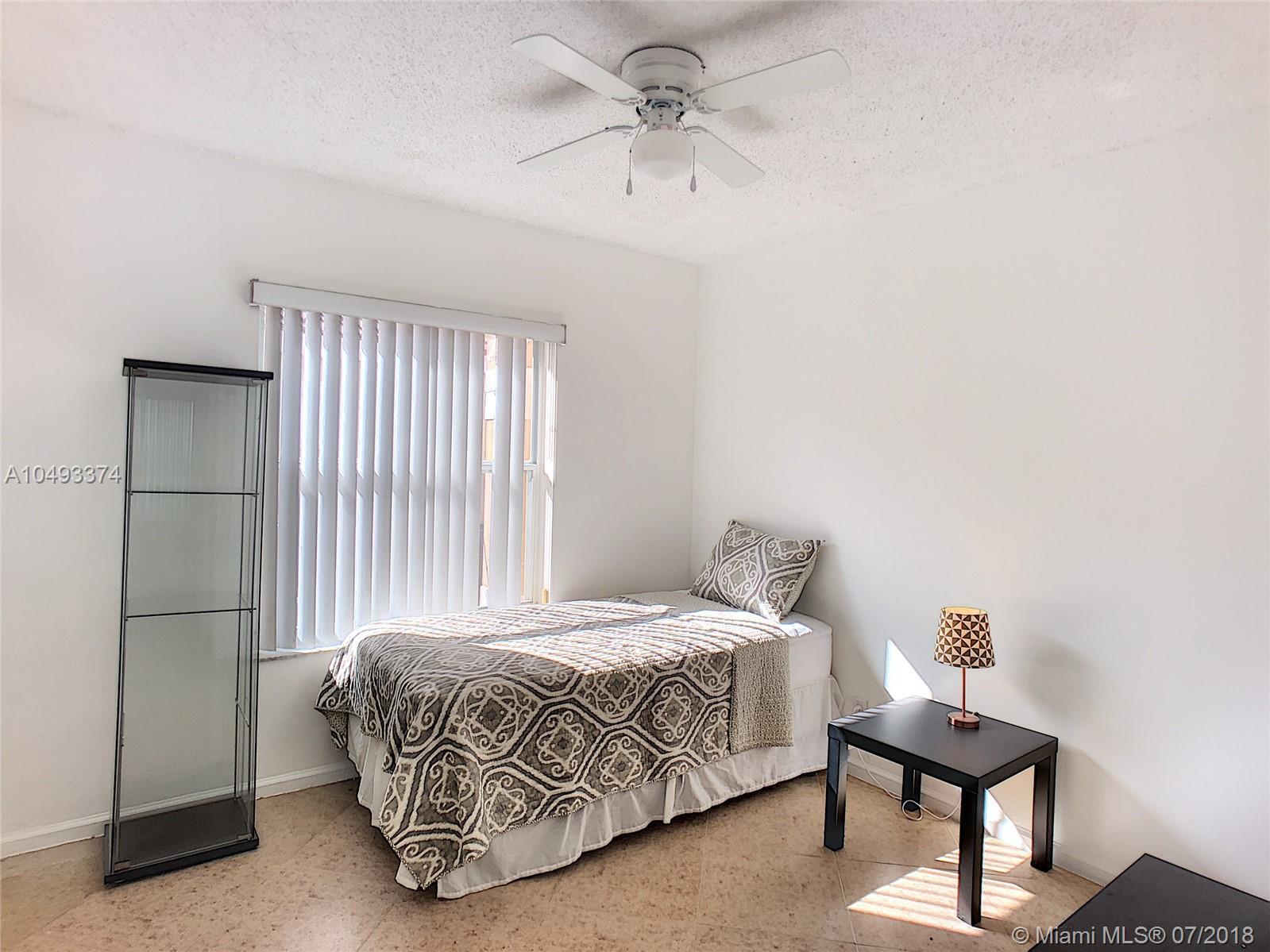 17738 Southwest 20th Street Miramar, FL 33029 - Photo 15 of 25