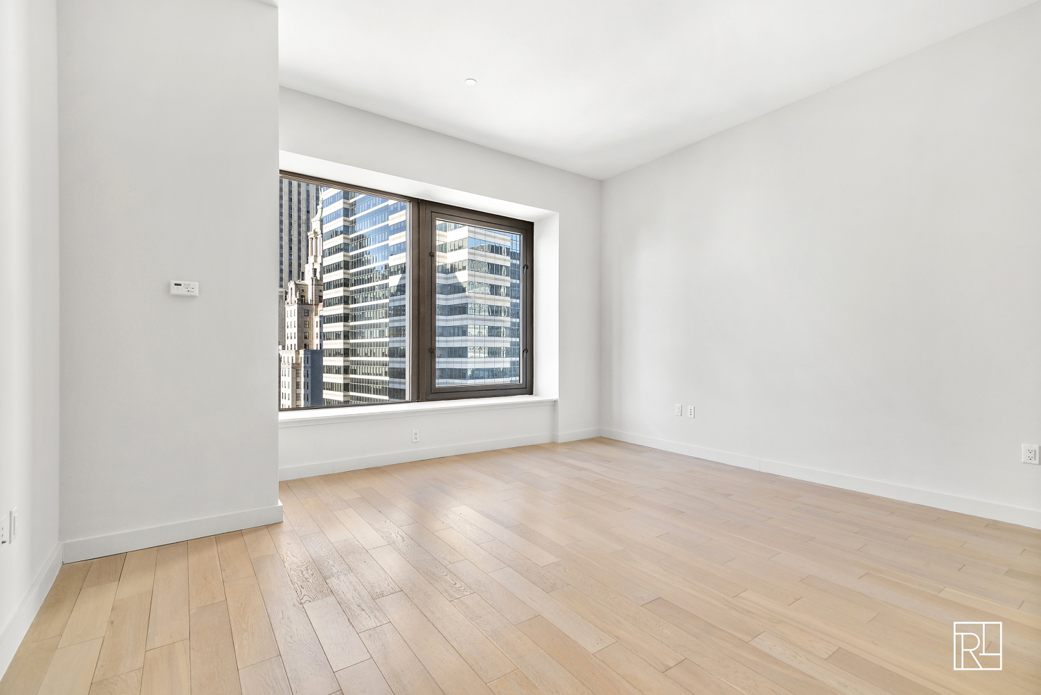 75 Wall Street, Unit 32J Manhattan, NY 10005 - Photo 5 of 35