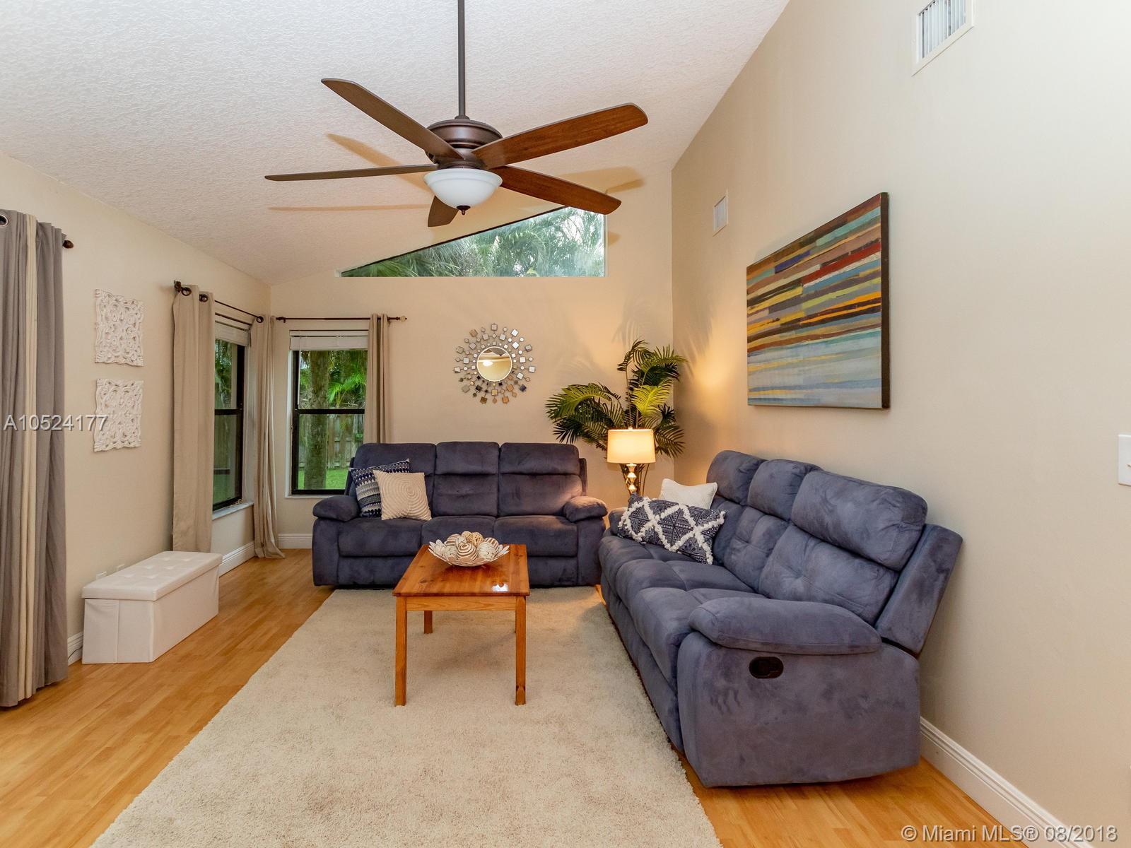 3044 Perriwinkle Circle Davie, FL 33328 - Photo 39 of 60