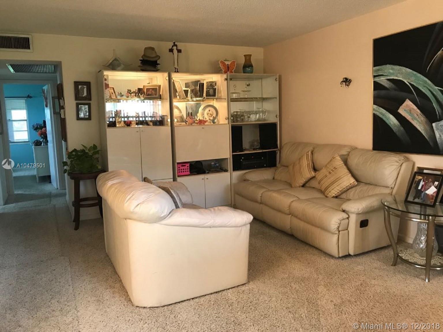 95 Brighton Drive, Unit C Boca Raton, FL 33434 - Photo 2 of 25 Gallery Image 2