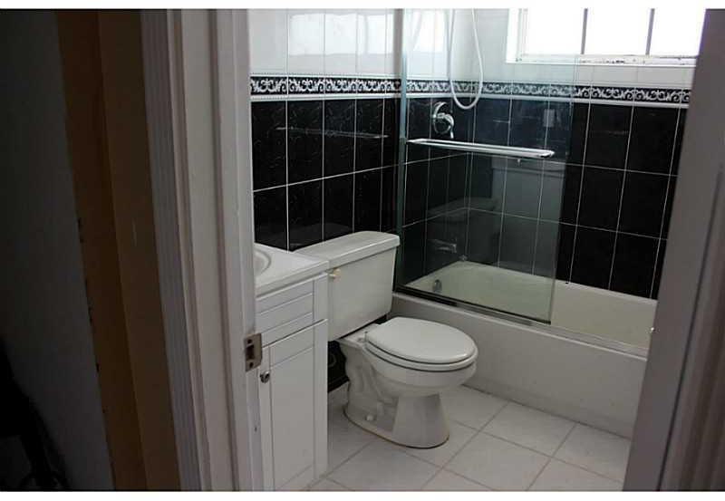 13315 Southwest 58th Terrace, Unit 61 Miami, FL 33183 - Photo 11 of 17