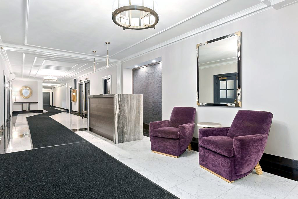 The Whitby 325 W 45th St, Manhattan, NY 10036 - Photo 3 of 5