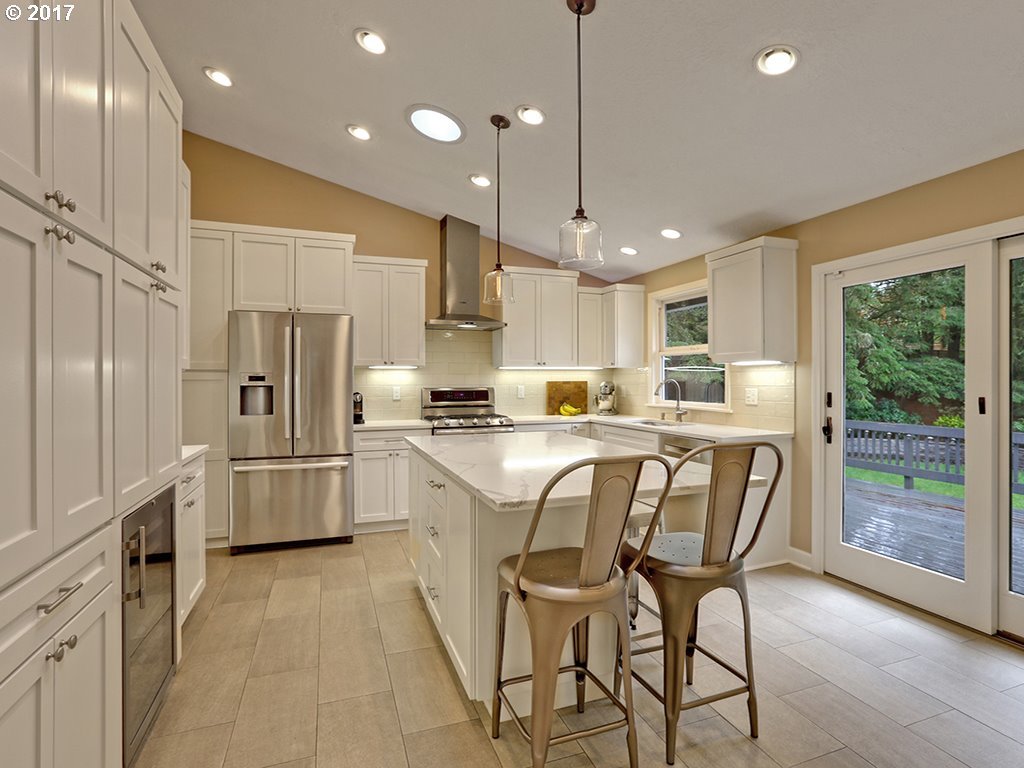 6202 Southwest Hamilton Street Portland, OR 97221 - Photo 2 of 32 Gallery Image 2