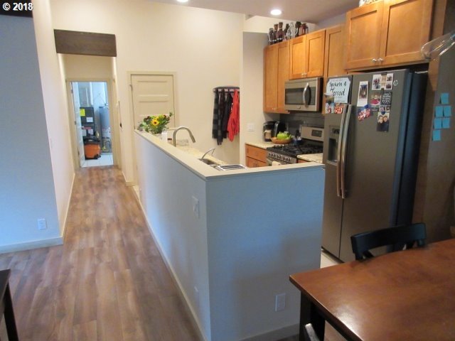 4635 Croisan Creek Road Salem, OR 97302 - Photo 8 of 26 Gallery Image 8
