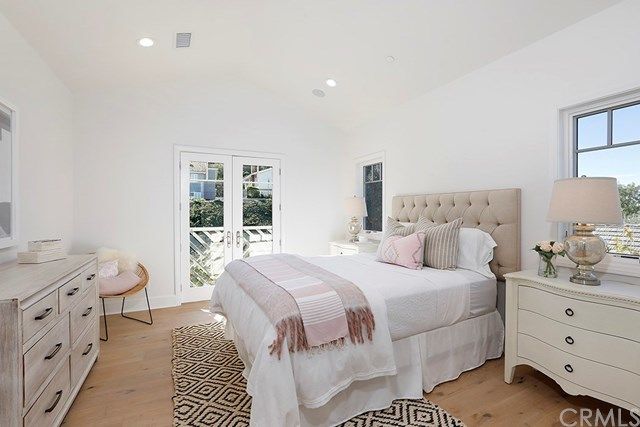 $3,550,000 | 2320 Port Aberdeen Place, Newport Beach, CA 92660