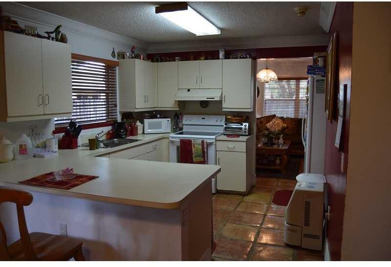 25071 Southwest 129th Court Homestead, FL 33032 - Photo 8 of 33