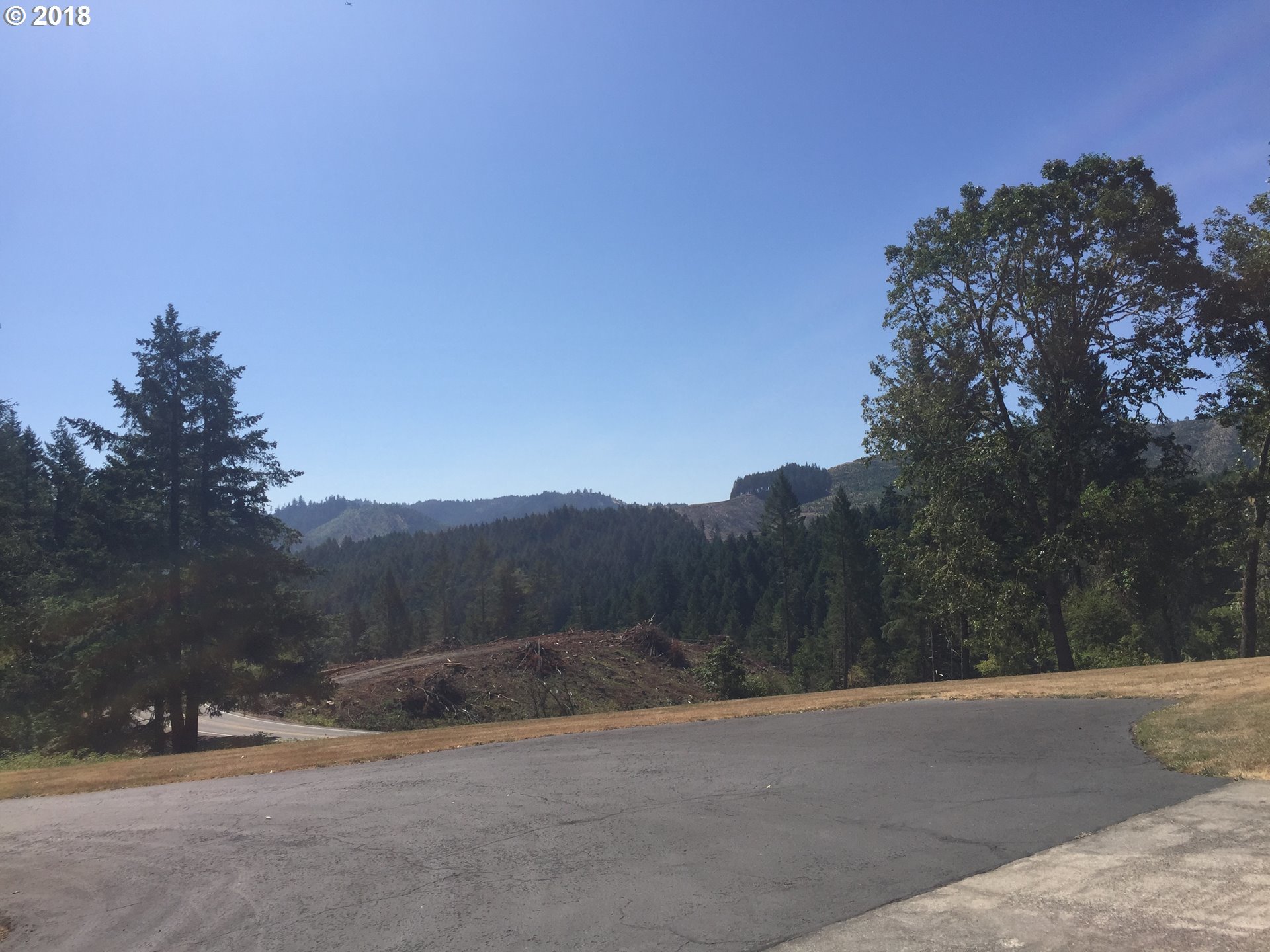 748 Cooper Creek Road Sutherlin, OR 97479 - Photo 3 of 32