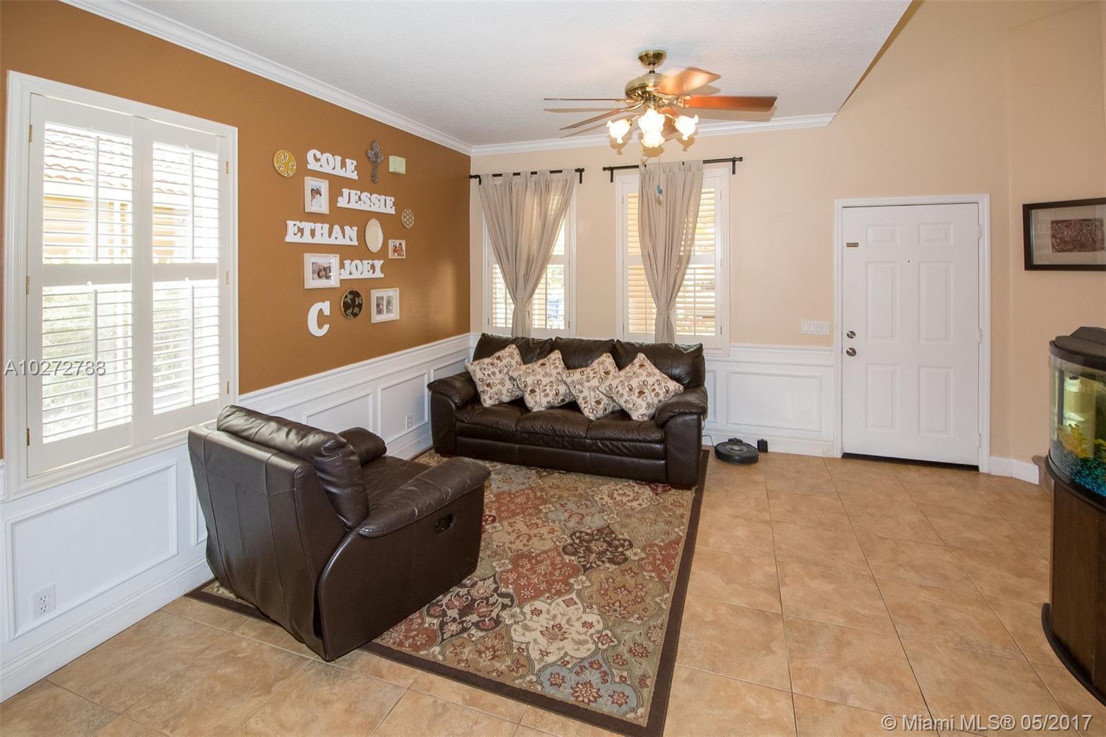 837 Falling Water Road Weston, FL 33326 - Photo 3 of 27